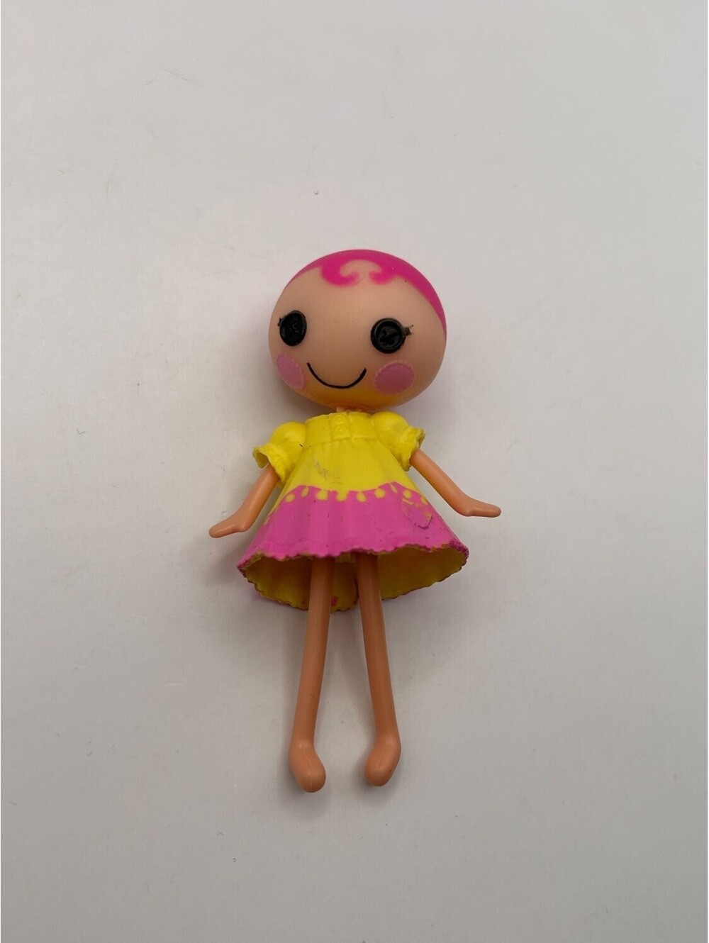 MGA Lalaloopsy Tinies Pink Yellow Mini Doll Figure 7.5cm MPN 12319MBE